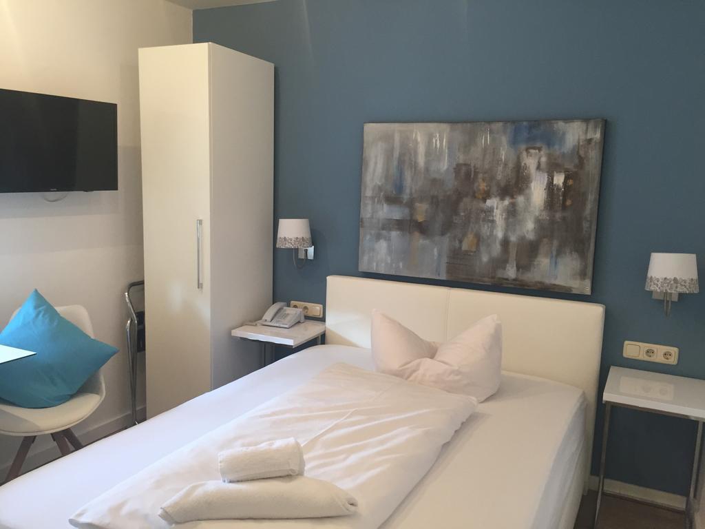 Arthotel Restaurant Pfeffermuehle インゴルシュタット 部屋 写真